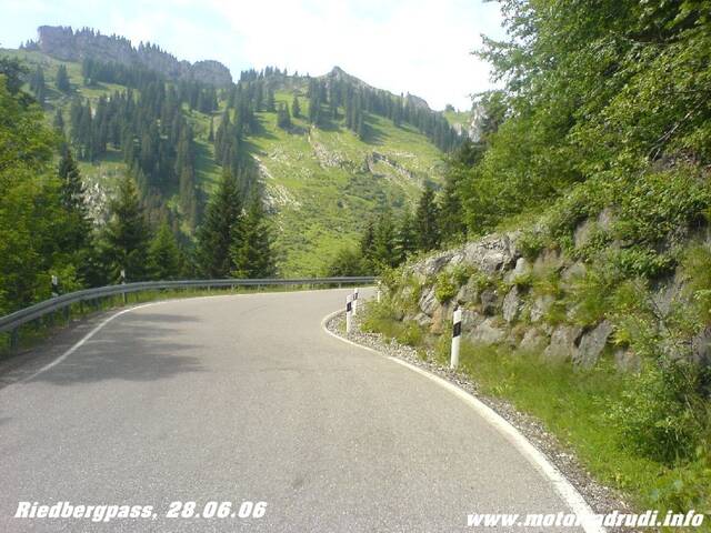 02280606Riedbergpass.JPG