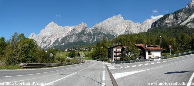 038suedlCortina041011.jpg