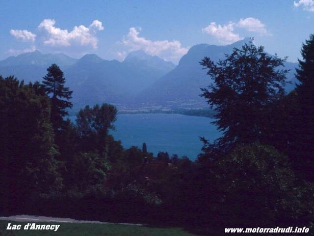0410LacdAnnecy.jpg