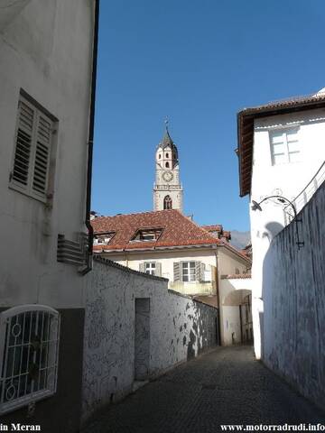 052Meran051011.JPG