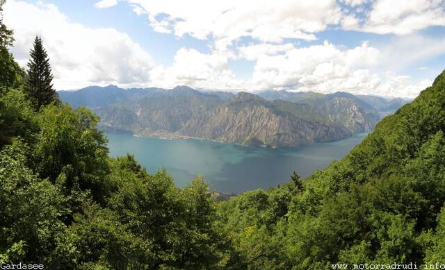 056GardaseePano.jpg