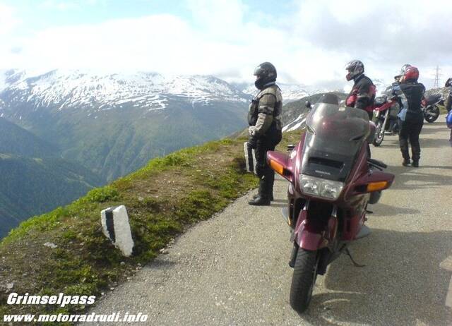 08Grimselpass080607.JPG