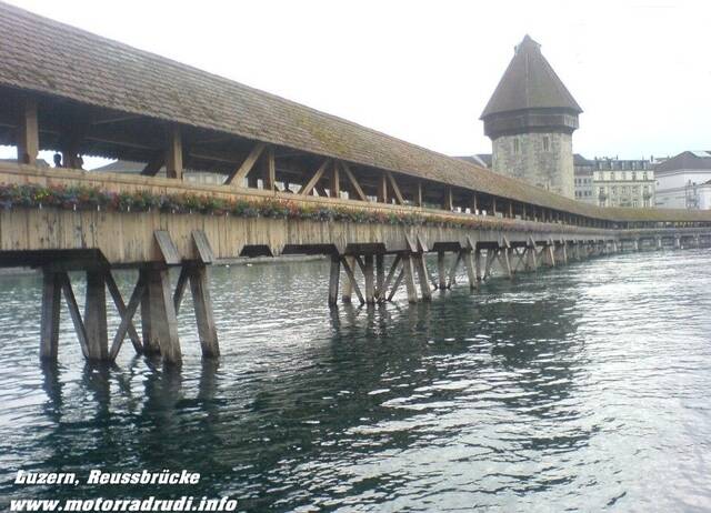 16LuzernReussbruecke070607.JPG