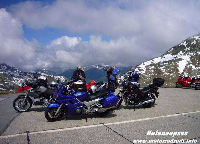 18Nufenenpass080607.JPG