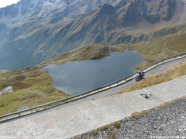 24Gaviapass.JPG