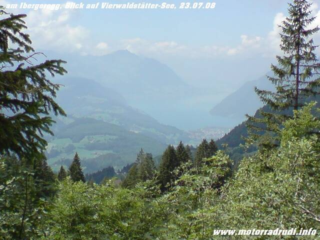40230708Vierwaltstaettersee.JPG