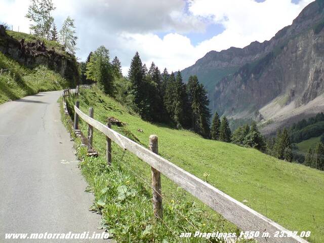 48230708Pragelpass.JPG